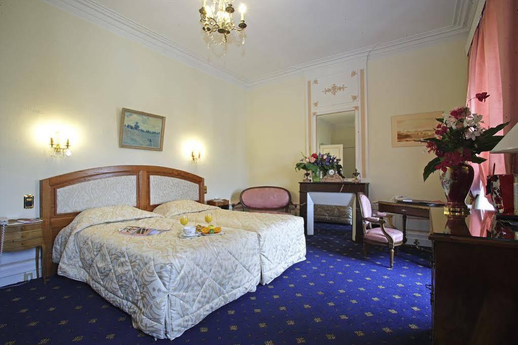 Le Champlain Hotel La Rochelle  Exterior photo