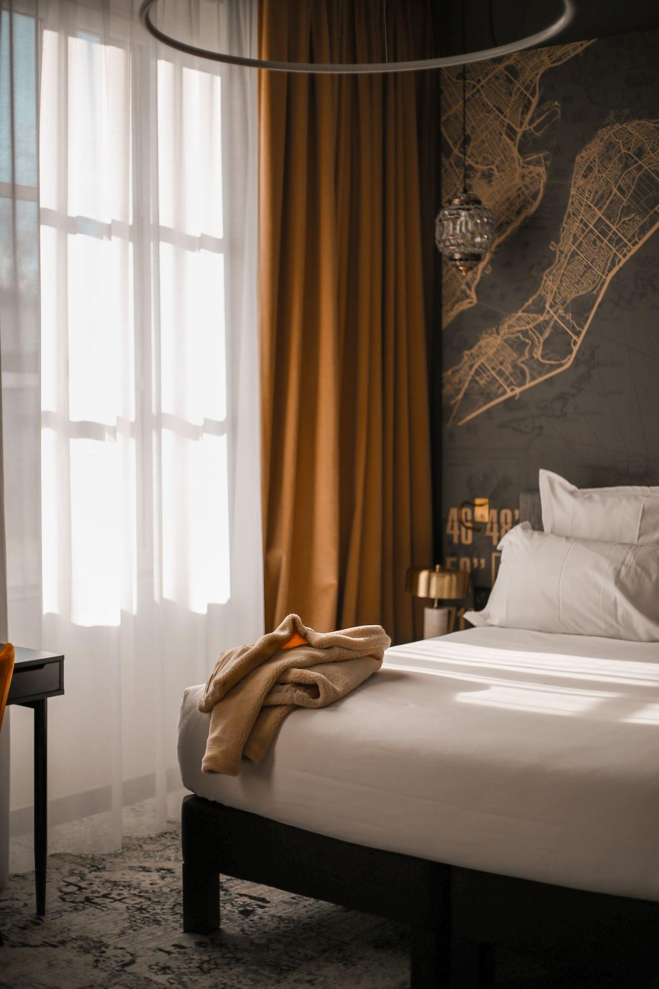 Le Champlain Hotel La Rochelle  Exterior photo