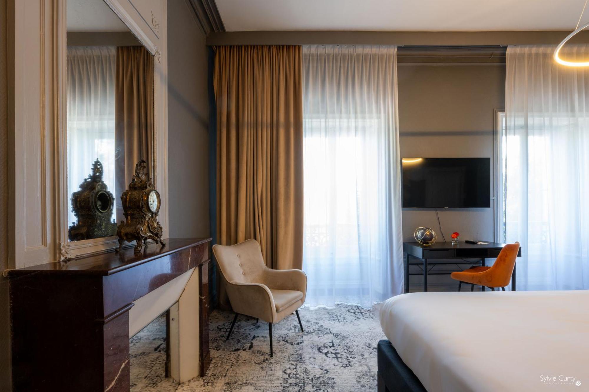 Le Champlain Hotel La Rochelle  Exterior photo