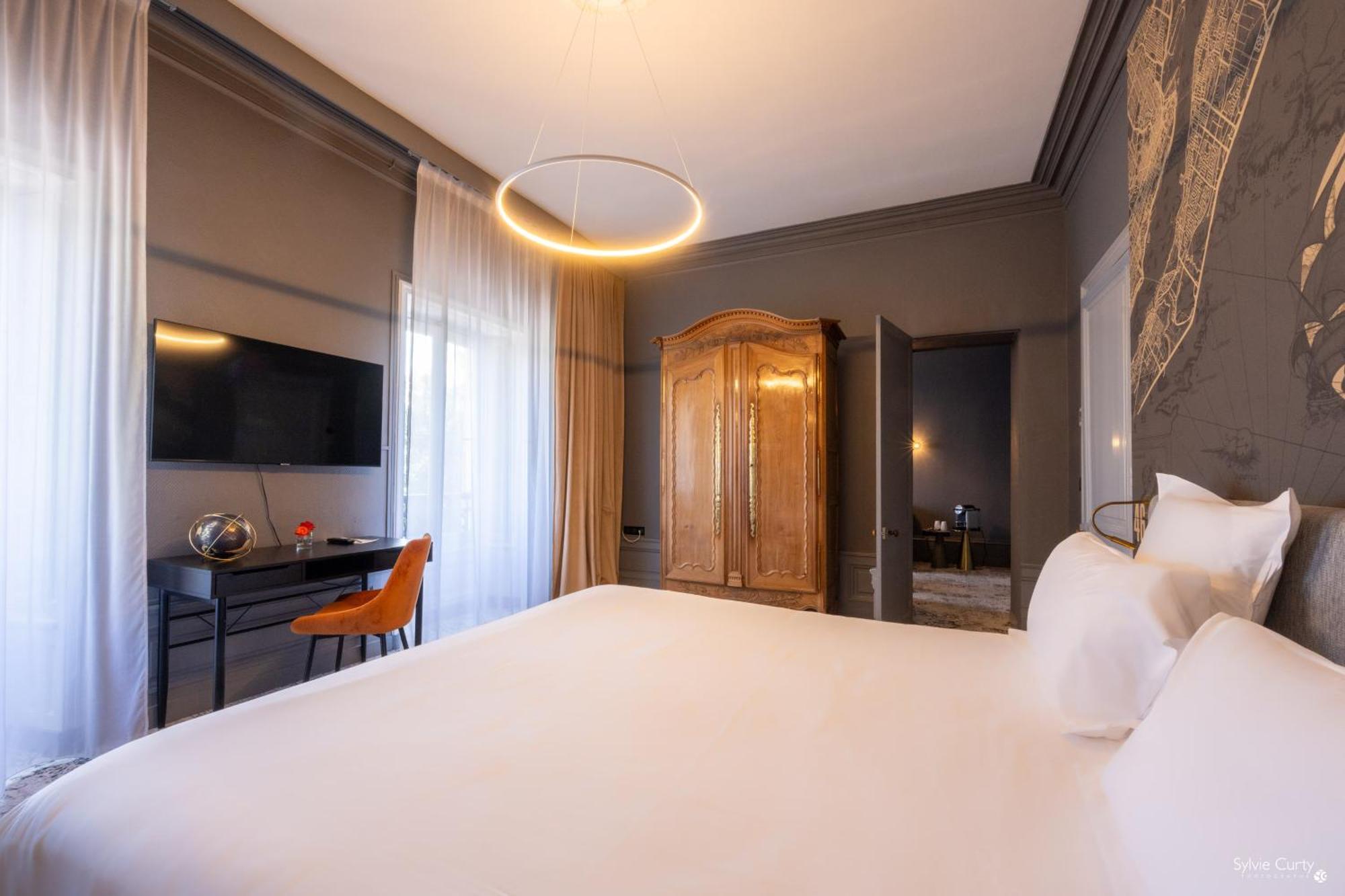 Le Champlain Hotel La Rochelle  Exterior photo