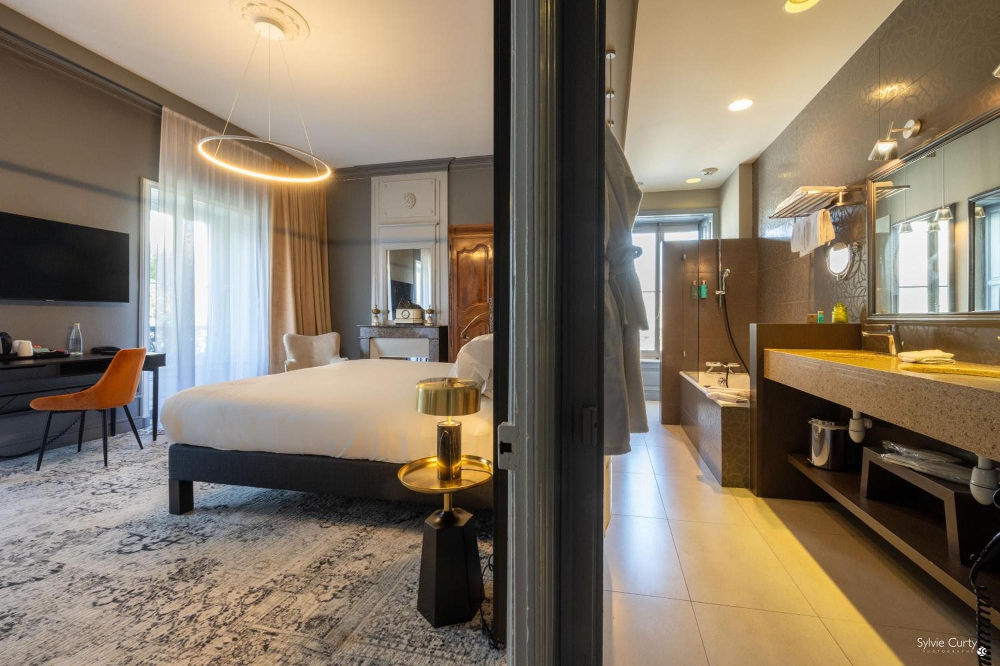 Le Champlain Hotel La Rochelle  Exterior photo