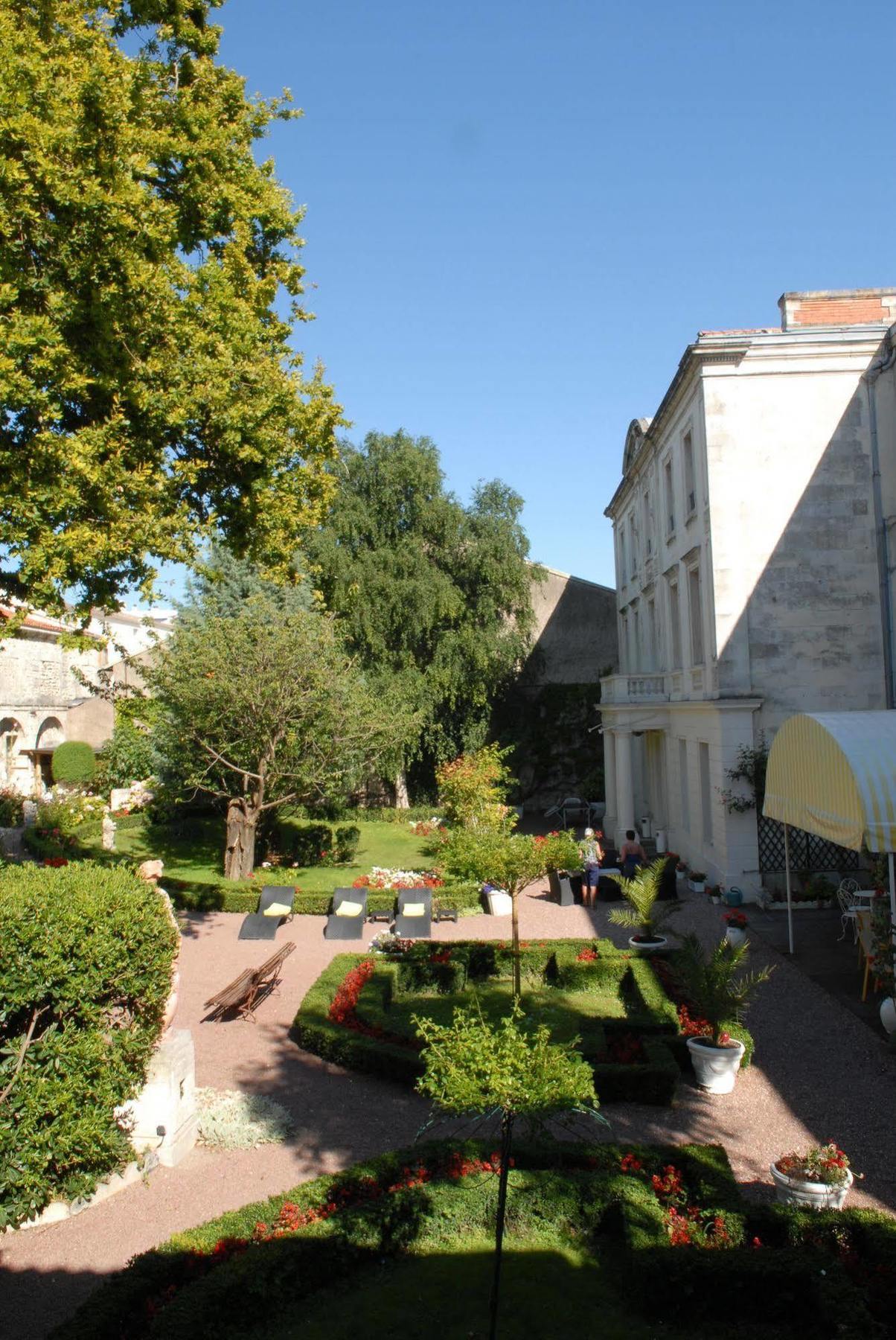 Le Champlain Hotel La Rochelle  Exterior photo
