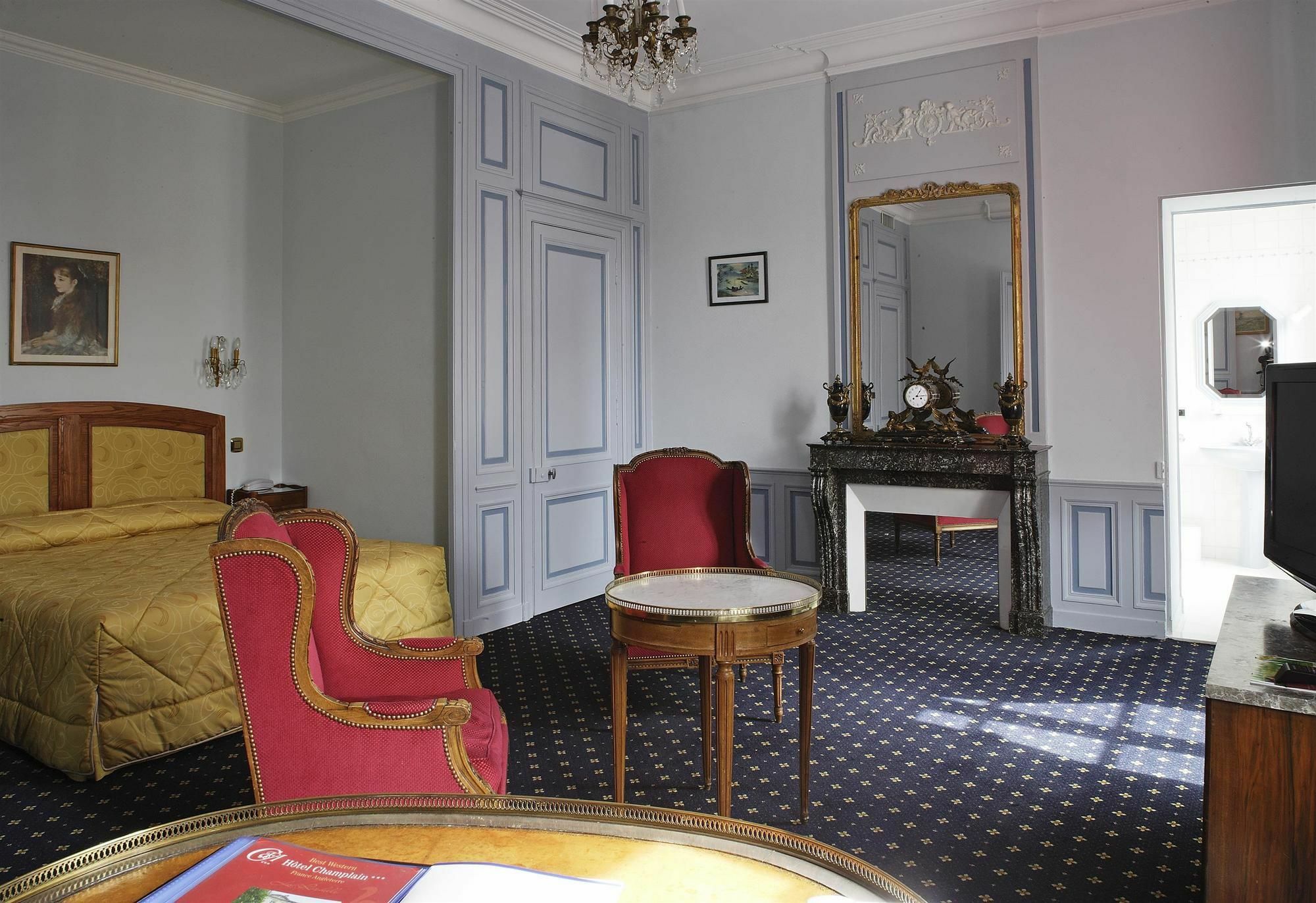 Le Champlain Hotel La Rochelle  Exterior photo