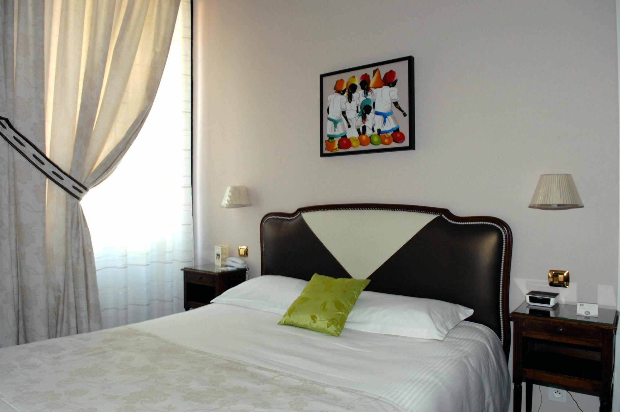 Le Champlain Hotel La Rochelle  Exterior photo